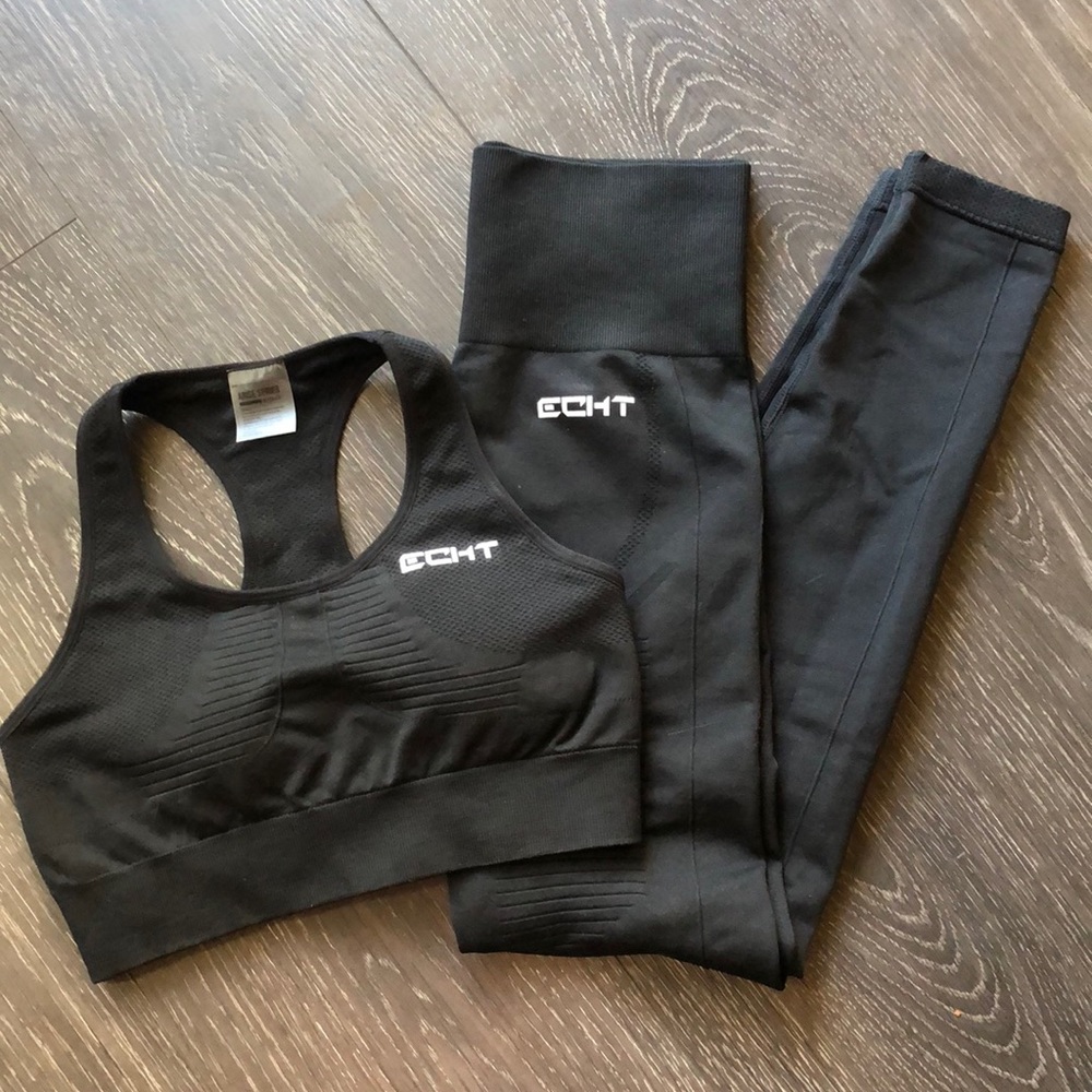 NWOT ECHT Arise Workout Set